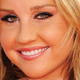 Illustration for article titled Lindsay Lohan Rushed to Hospital with Lung Infection